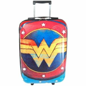 Mala Wonder Woman diplomata s2